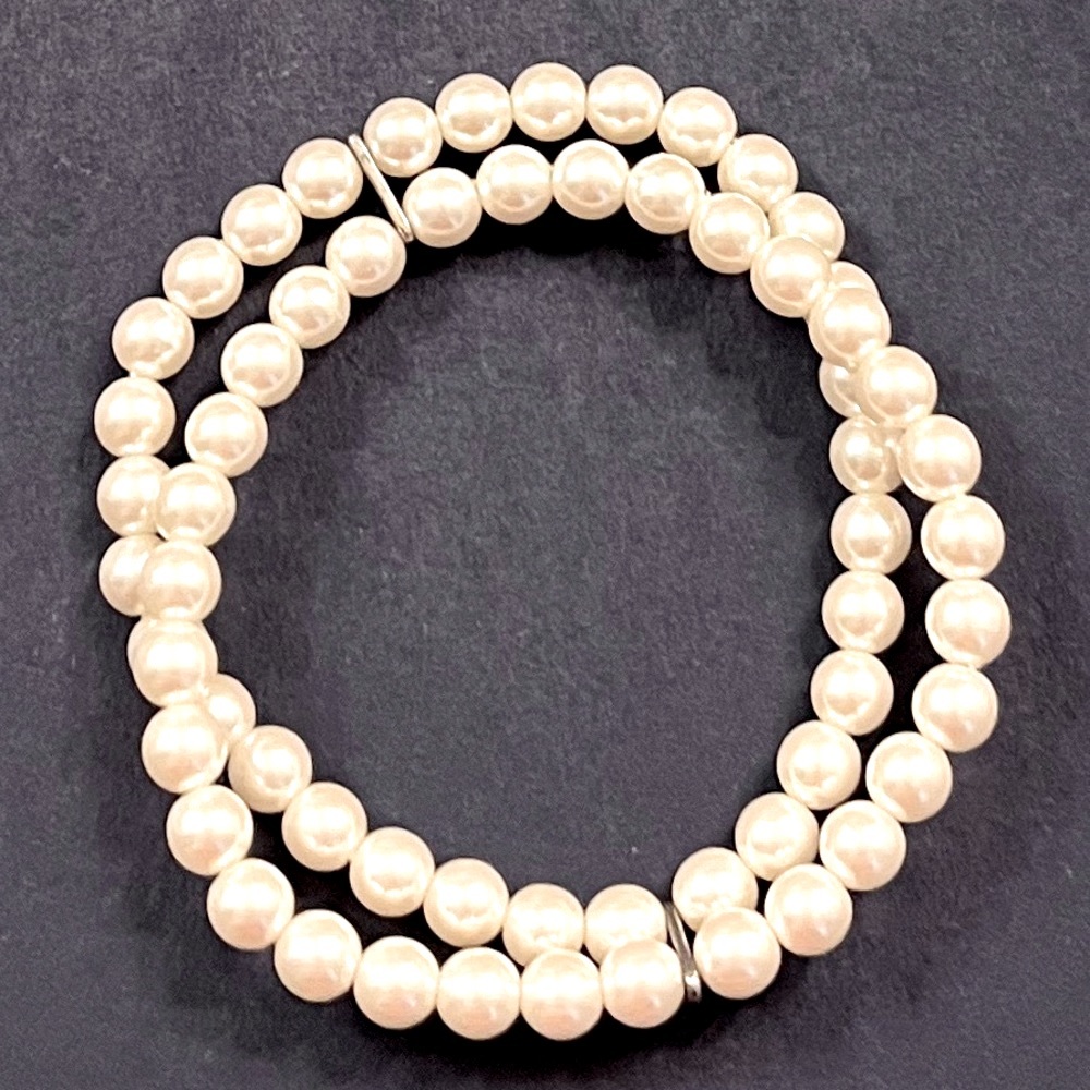 Pearl bracelet